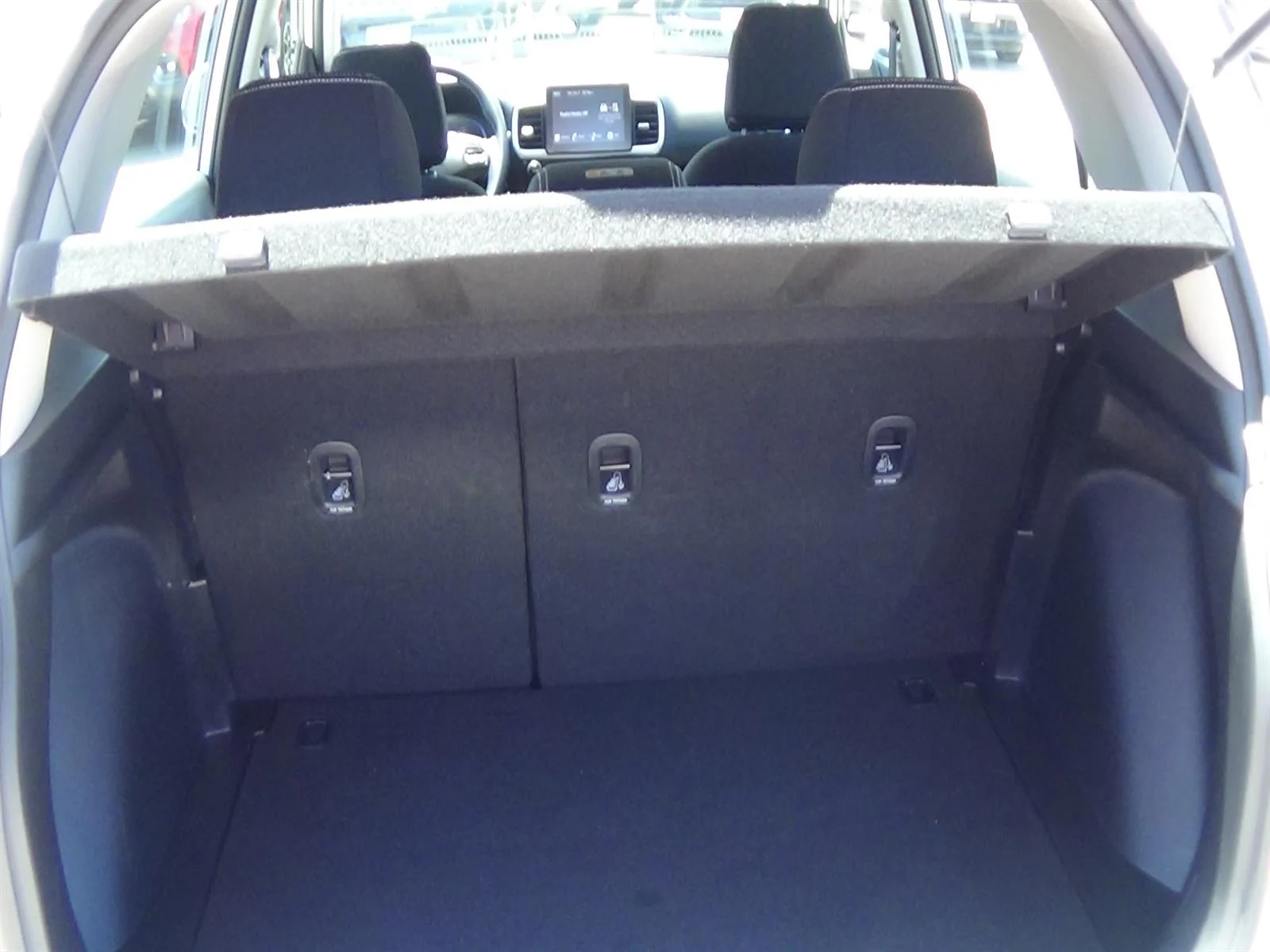 Used 2025 Lunar White (saw) Hyundai SEL image 10