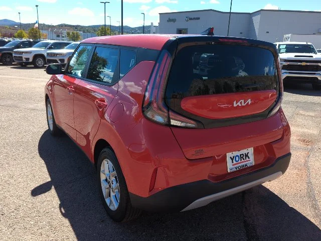 Used 2024 Red Kia LX image 6