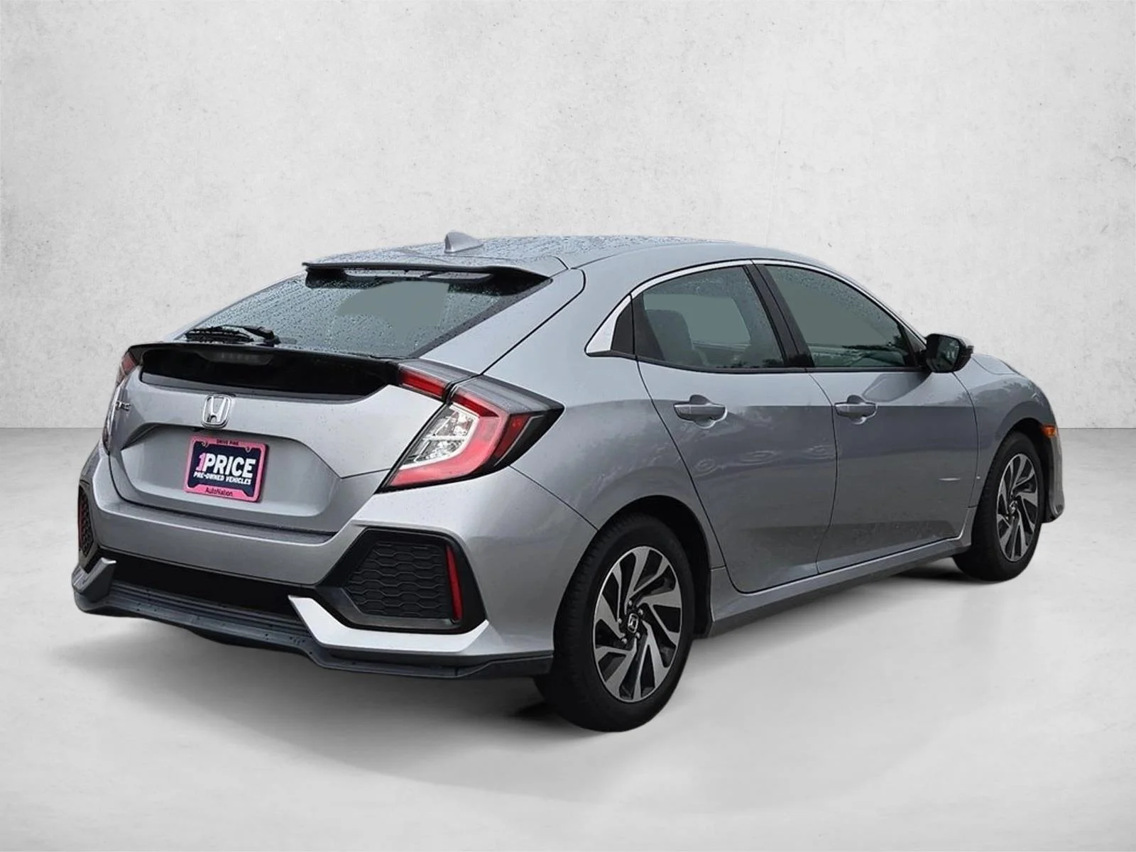 Used 2017 Sonic Gray Pearl Honda LX image 5