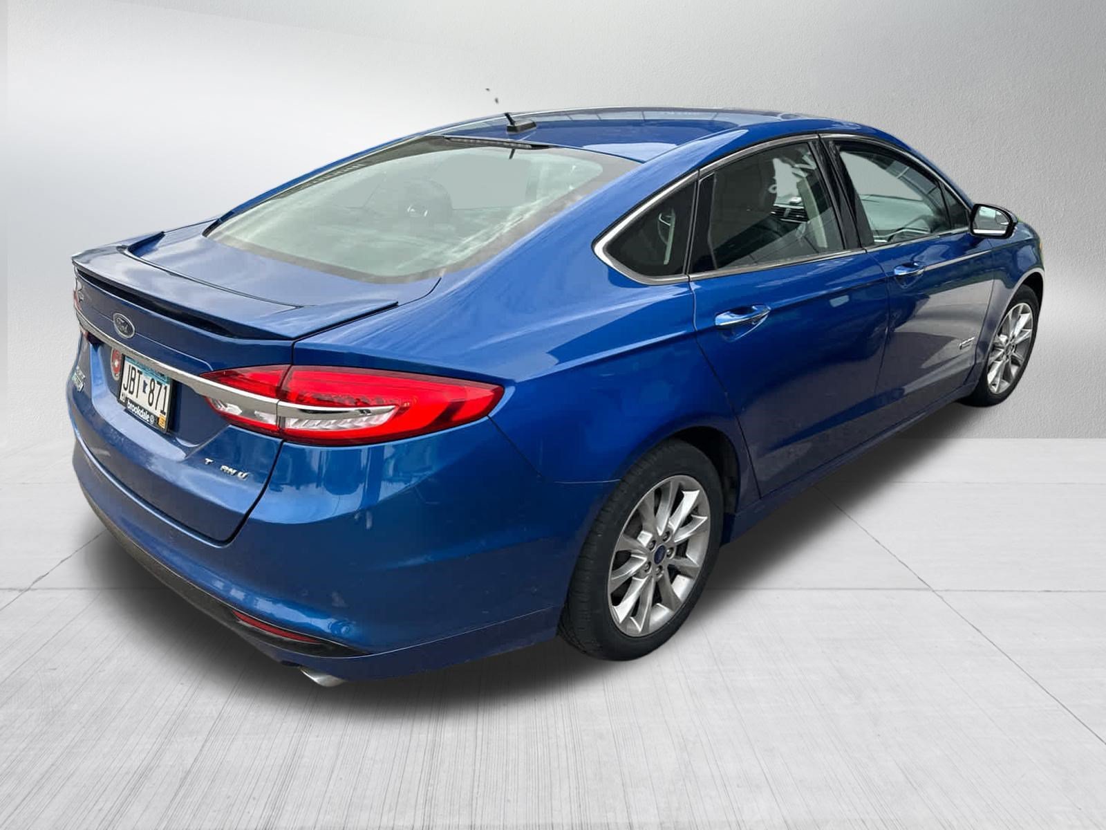 Used 2017 Lightning Blue Metallic Ford Titanium image 5