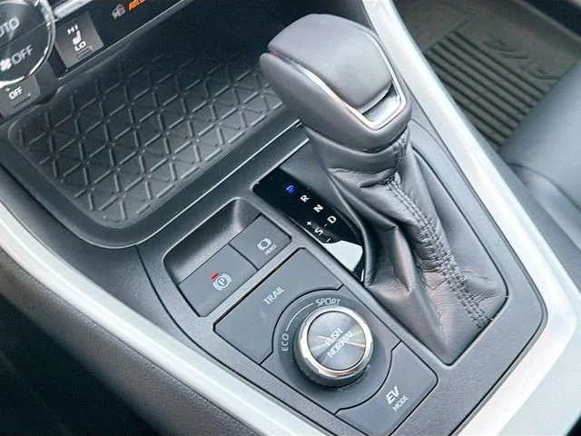 Used 2025 Beige Toyota XSE image 17