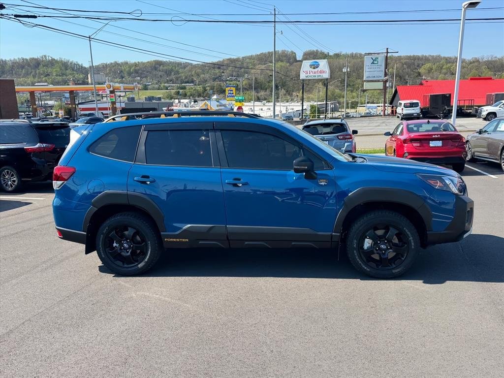 Used 2025 Geyser Blue Subaru Wilderness image 8
