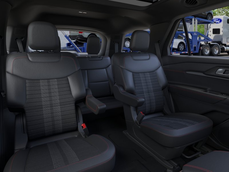 New 2026 Star White Metallic Tri-Coat Ford ST-Line image 11