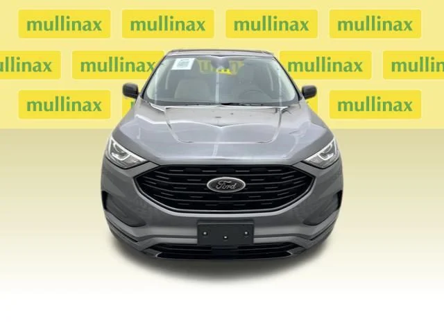New 2024 Gray Ford SE image 14