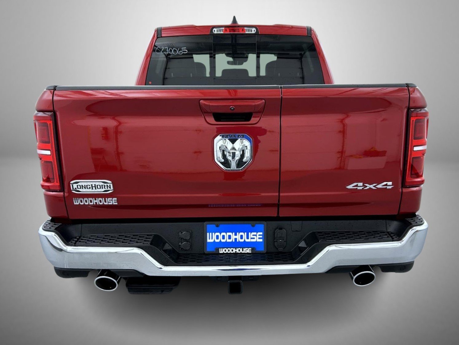 New 2027 Molten Red Pearl-Coat Exterior Paint RAM Limited image 6