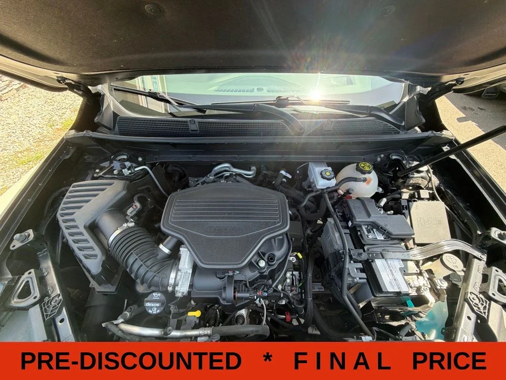 Used 2023 Black GMC Denali image 67