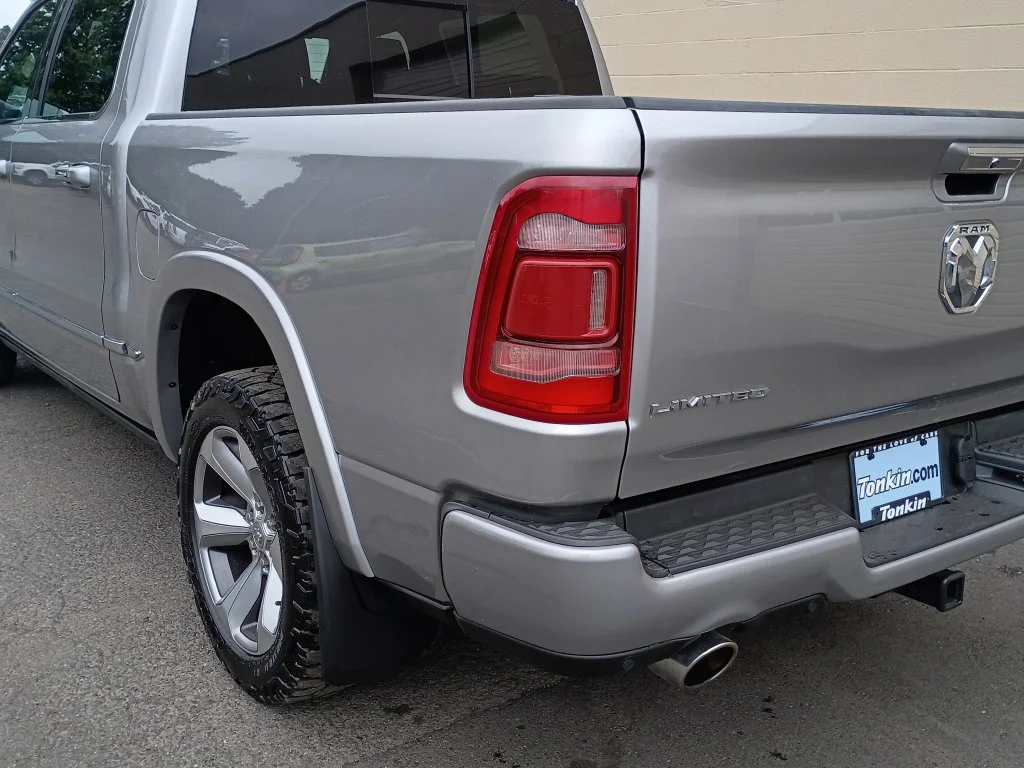 Used 2022 Billet Silver Metallic Clearcoat Ram Limited image 6