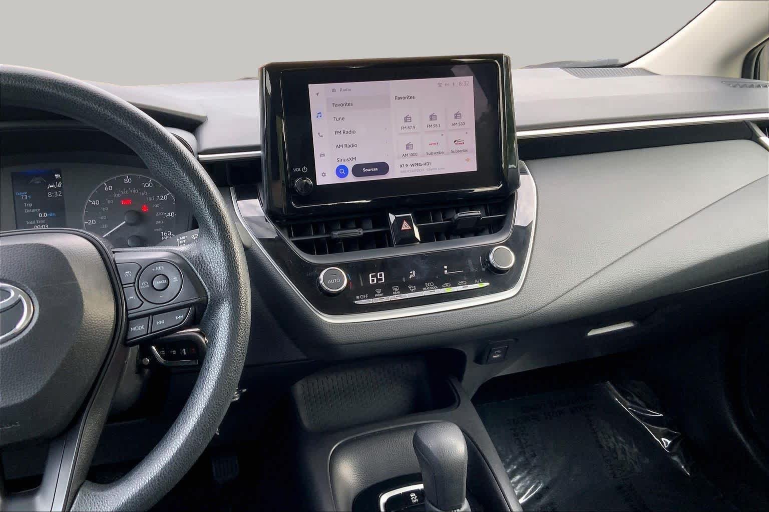 Pre-Owned 2024 Toyota Corolla LE