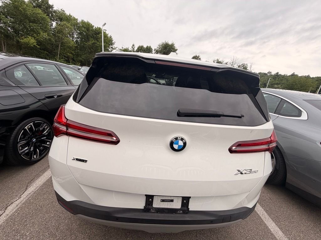 Certified Used 2025 Alpine White BMW 30 xDrive image 4