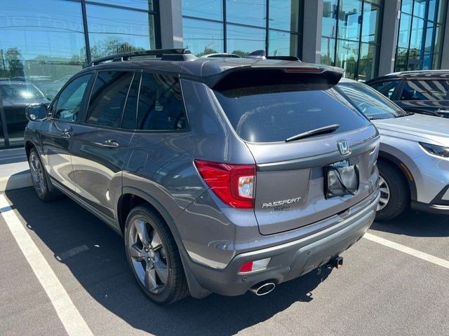 Used 2020 Modern Steel Metallic Honda Touring image 7