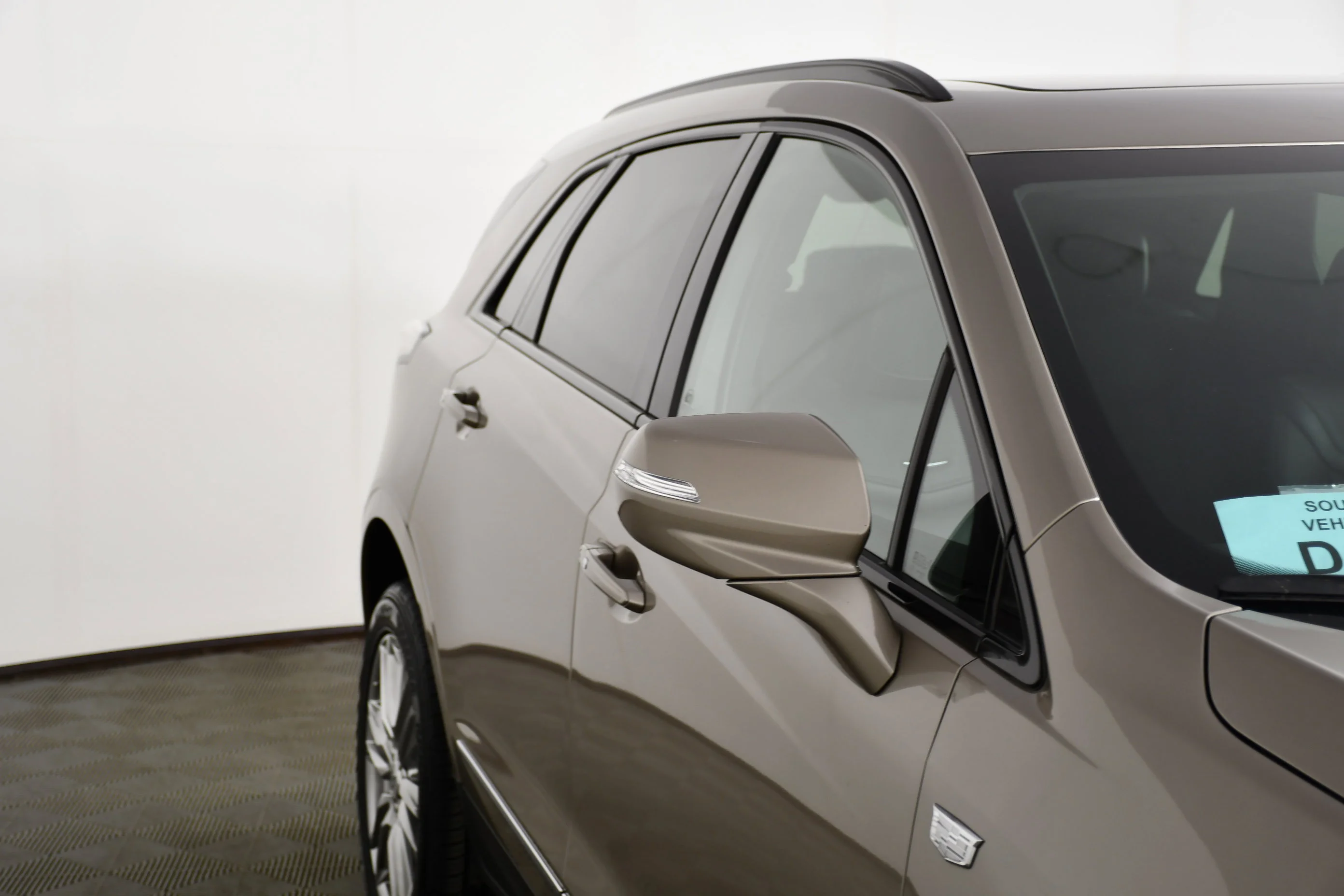 Used 2023 Latte Ea Cadillac AWD Sport image 14