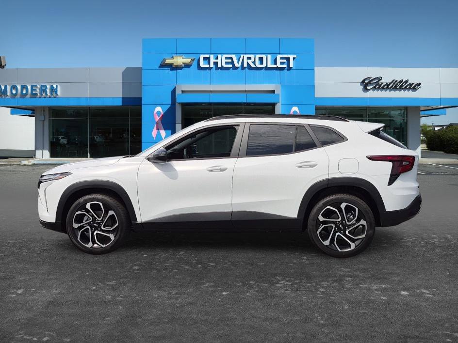 2026 Chevrolet Trax RS - Photo 2