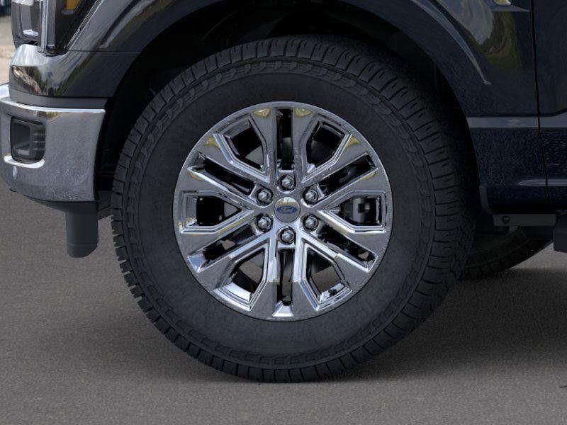 New 2025 Agate Black Metallic Ford Lariat® image 19