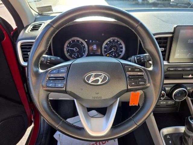 Used 2022 Red Hyundai SEL image 31