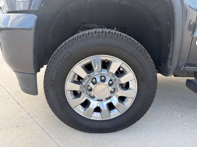 Used 2016 Iridium Metallic GMC Denali image 10