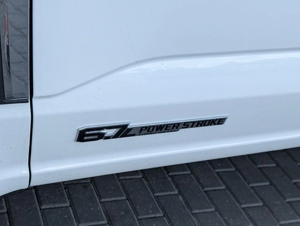 New 2026 Oxford White Ford F-350® XL image 9