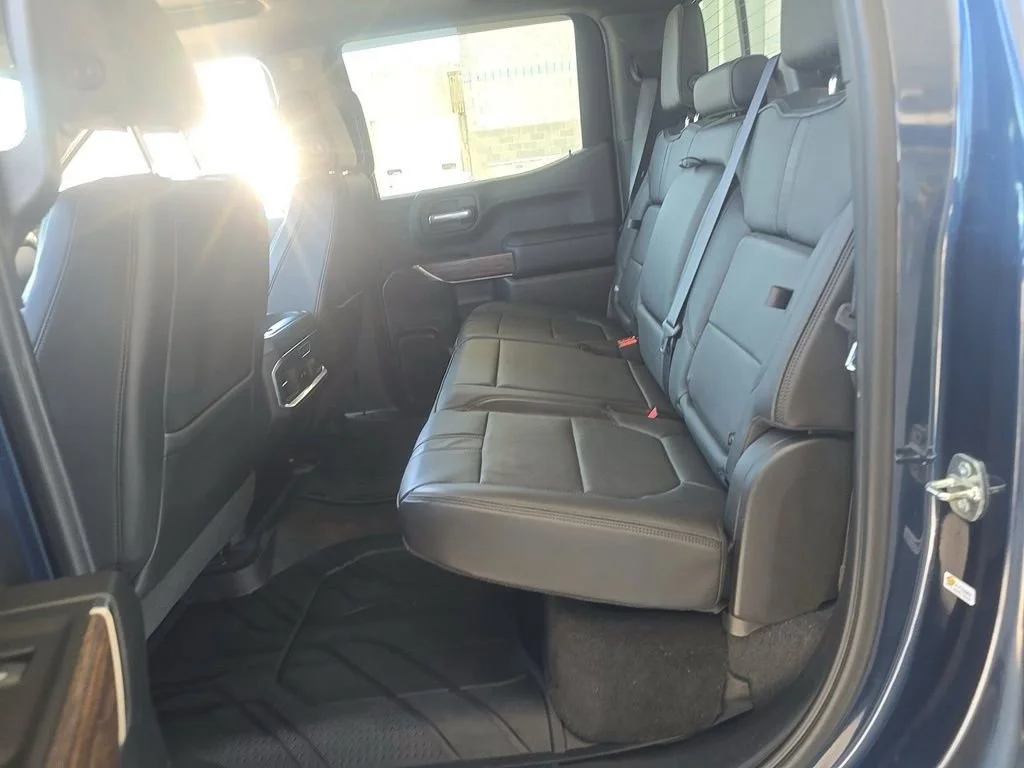 Used 2020 Blue Chevrolet High Country image 9