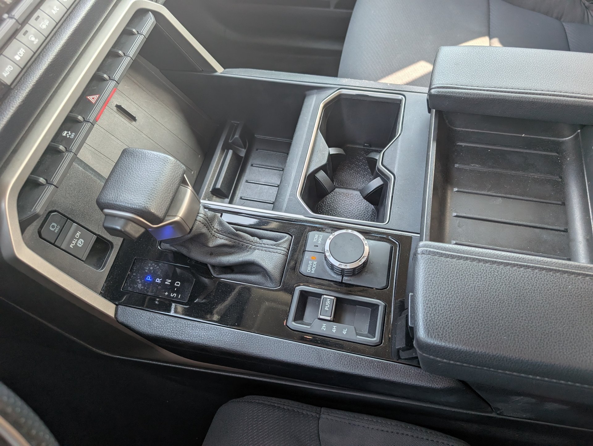 Used 2023 Silver Toyota SR5 image 18