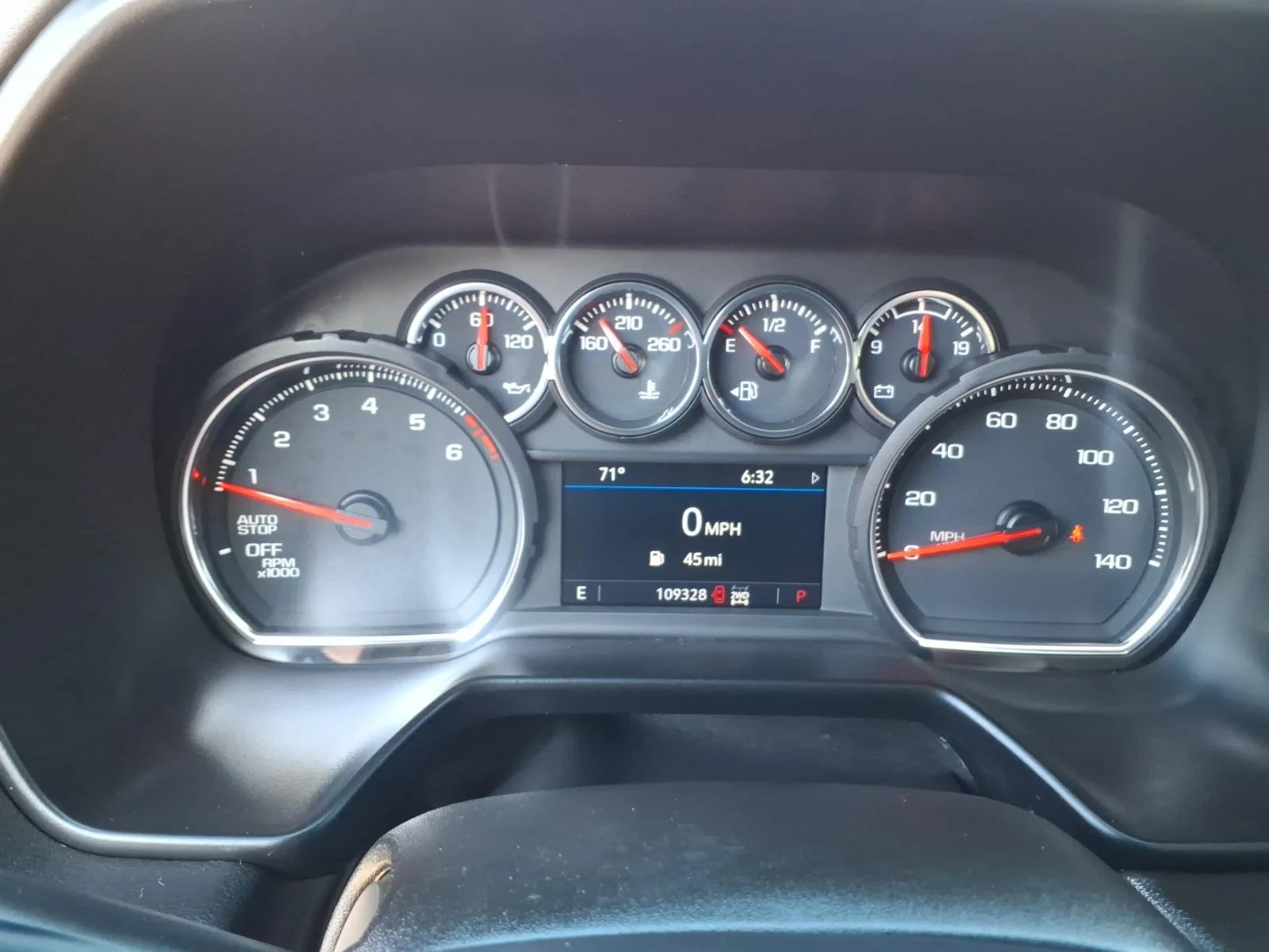 2021 Chevrolet Tahoe RST - Photo 15
