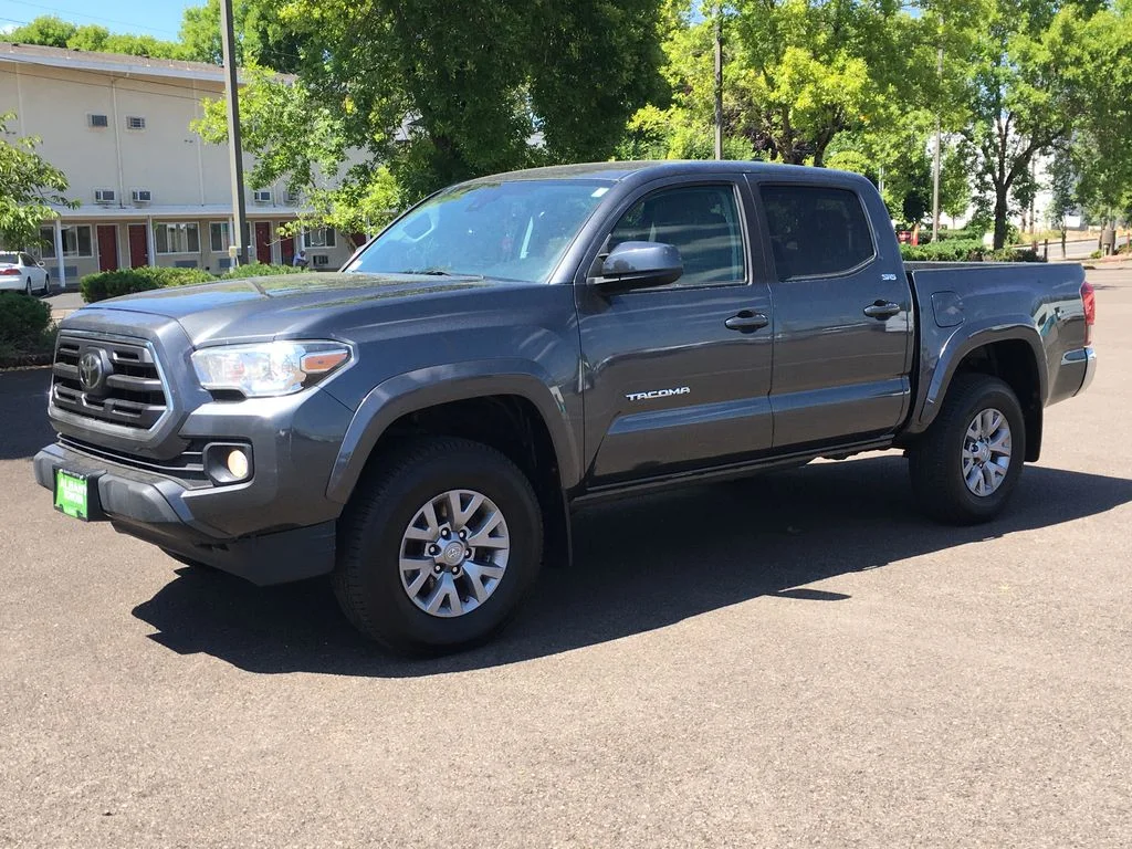 2019 Toyota Tacoma SR5 - Photo 12