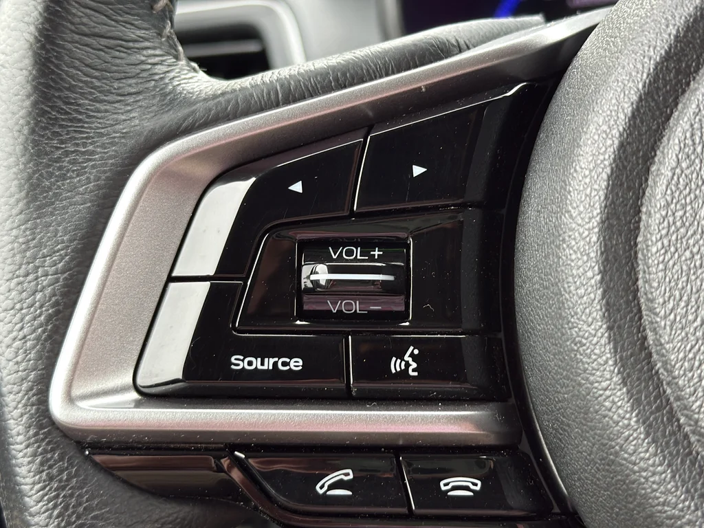 Used 2018 Gray Subaru 2.5i image 31