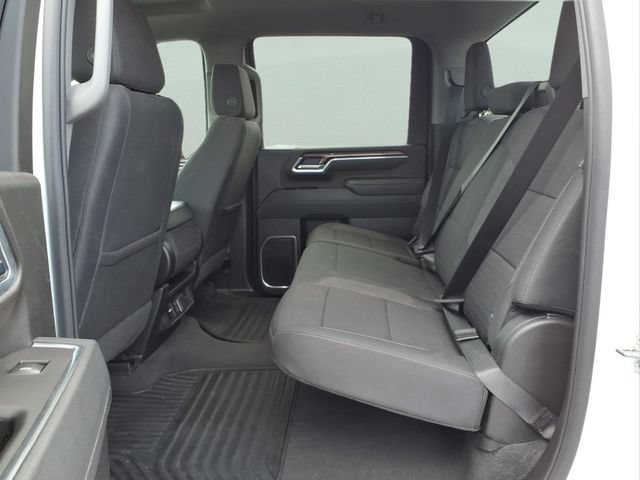 Used 2025 Summit White Chevrolet LT image 20