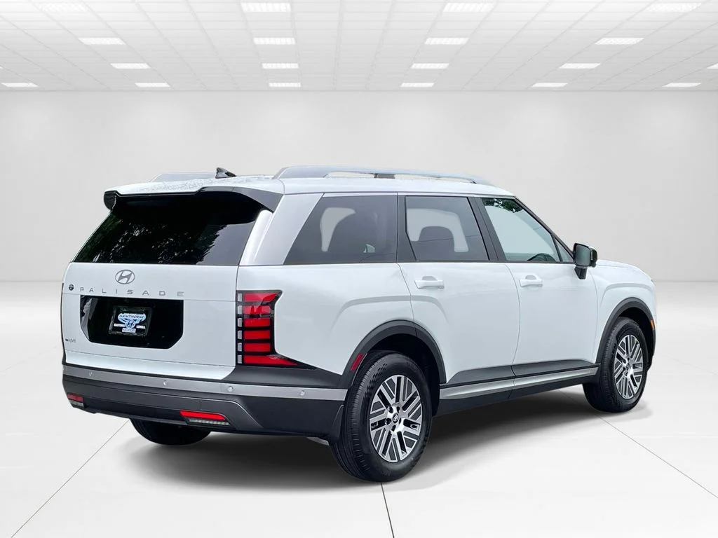New 2026 White Hyundai Blue SEL Premium image 6