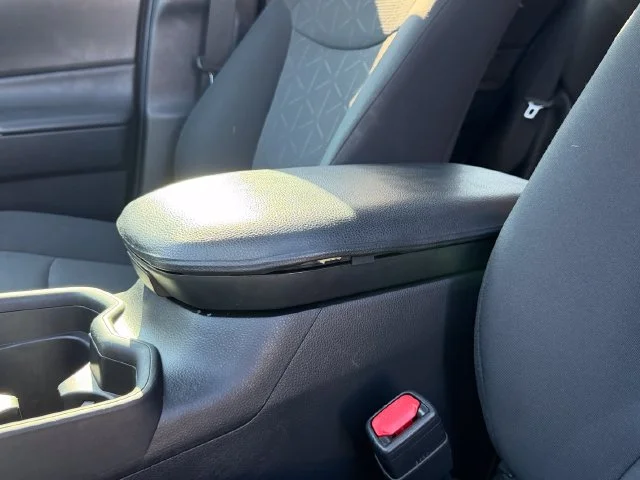 Used 2019 Pearl Toyota XLE image 21