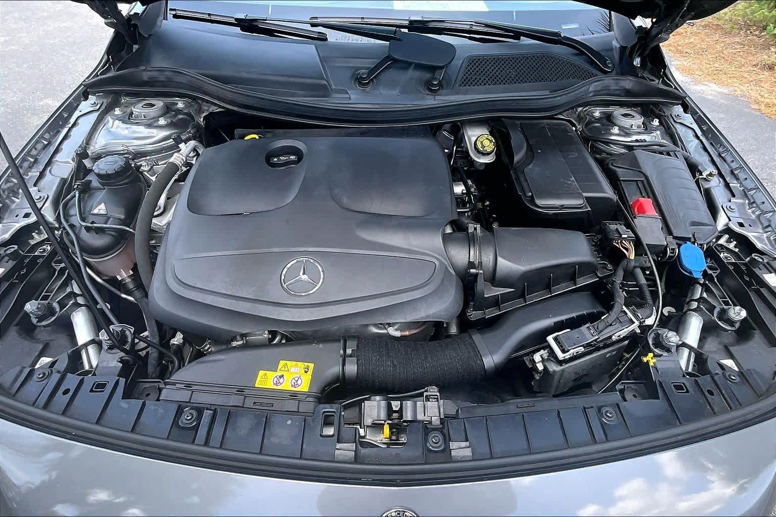 Used 2019 Mountain Grey Metallic Mercedes-Benz GLA 250 image 32