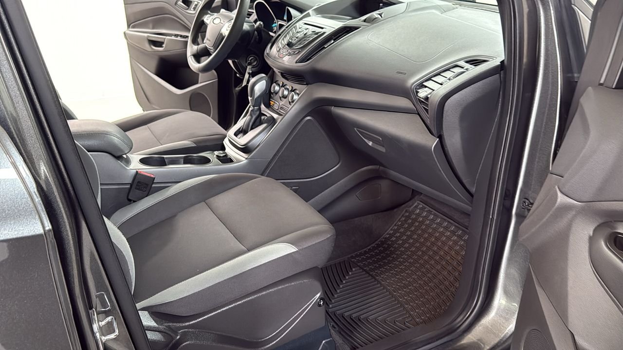 Used 2016 Gray Ford S image 18