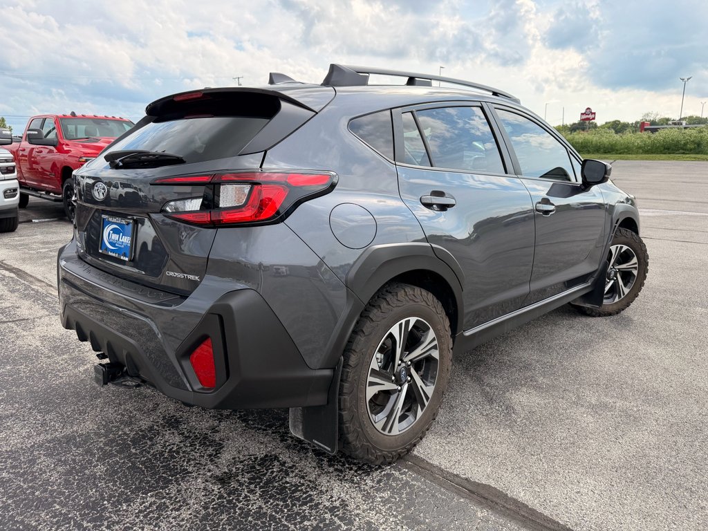 Used 2025 Magnetite Gray Metallic/Crystal Black Silica Subaru Premium image 6