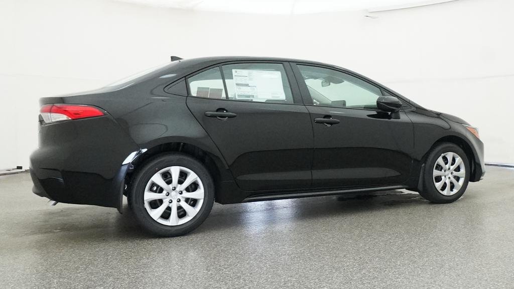 New 2026 Midnight Black Metallic Toyota LE image 15