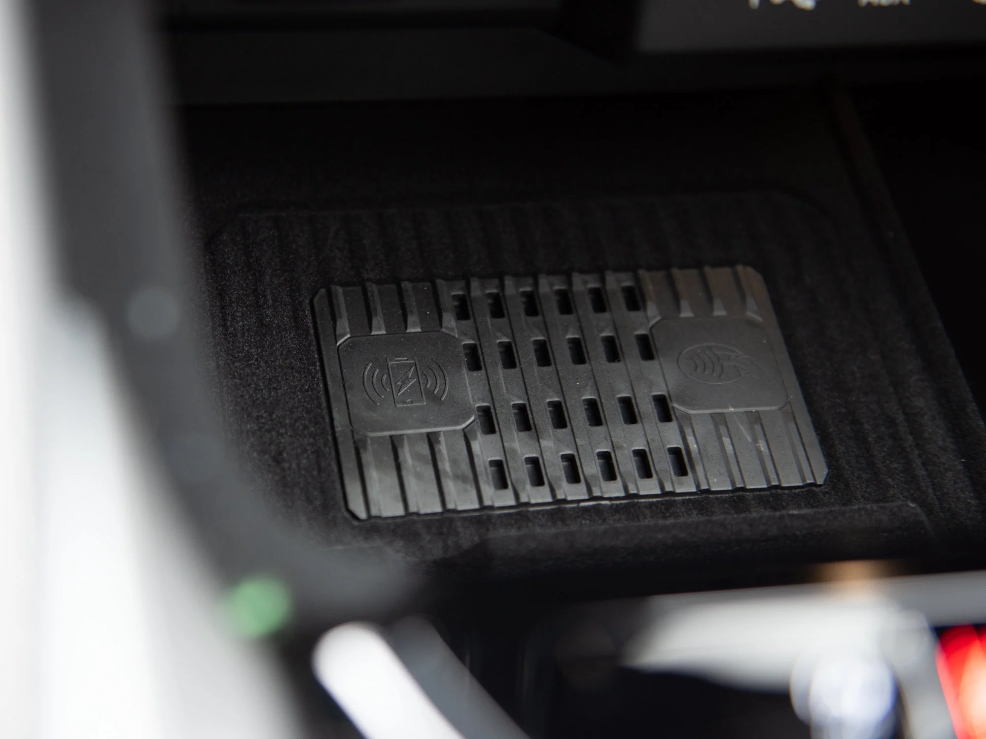 New 2026 Black Jeep Limited Reserve* image 22