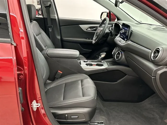 Used 2025 Red Chevrolet LT image 15