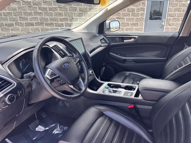 Used 2024 Silver Ford SEL image 16