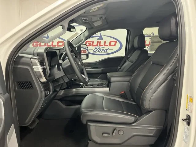 New 2026 Star White Metallic Tri-Coat Ford Lariat image 14