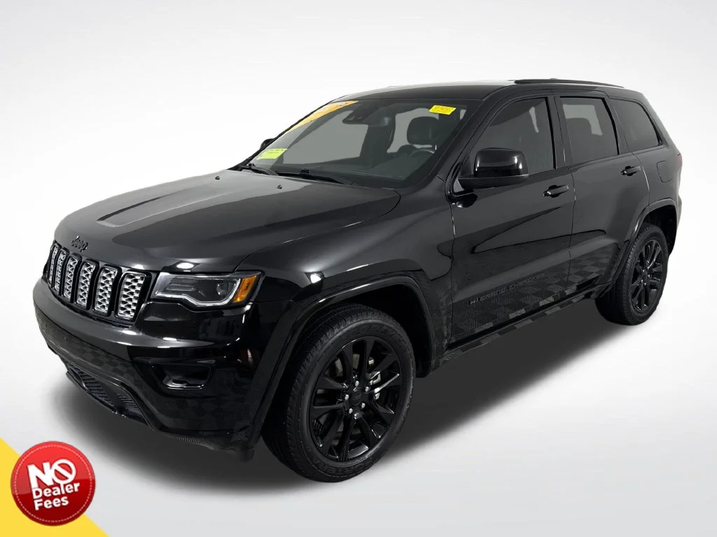 Used 2022 Black Jeep Laredo X image 8