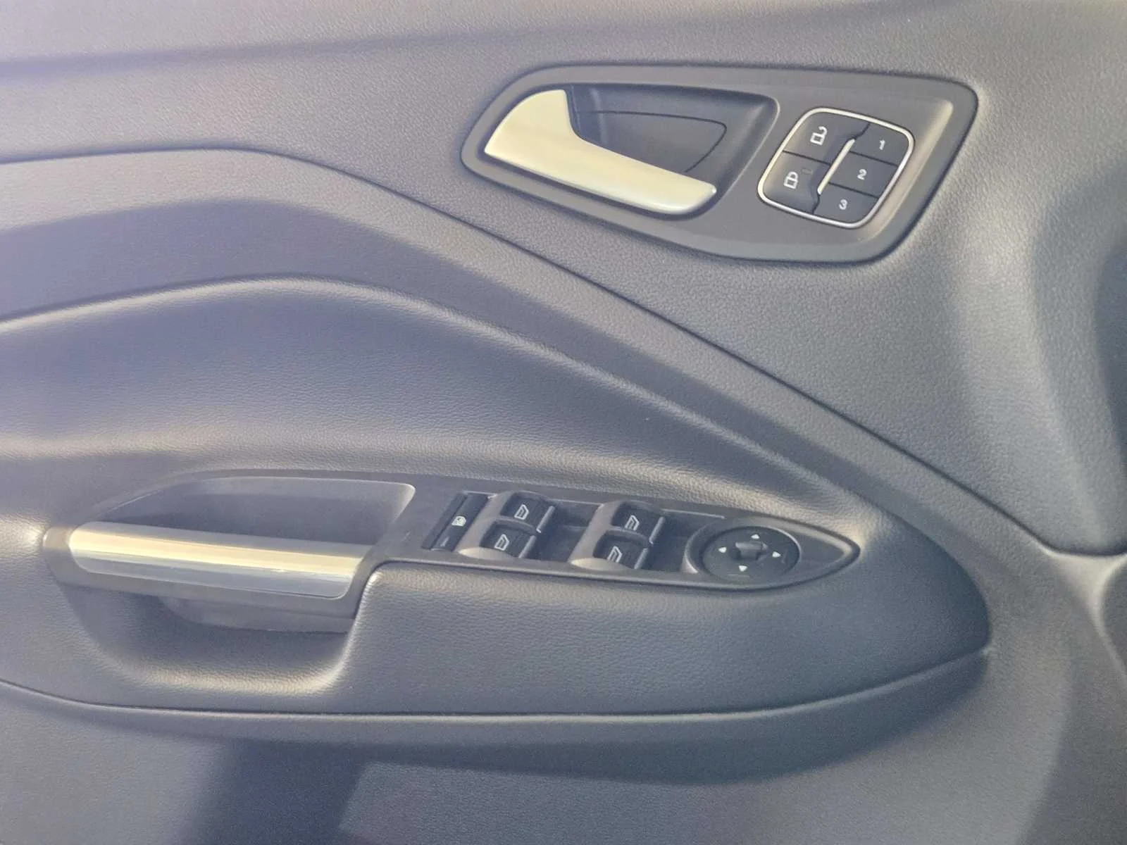 Used 2019 Magnetic Metallic Ford Titanium image 22