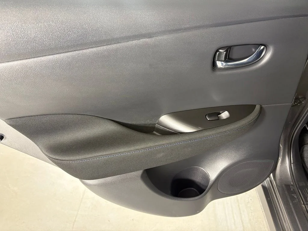 Used 2025 Gray Nissan S image 40