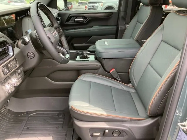 2026 GMC Yukon XL AT4 - Photo 14