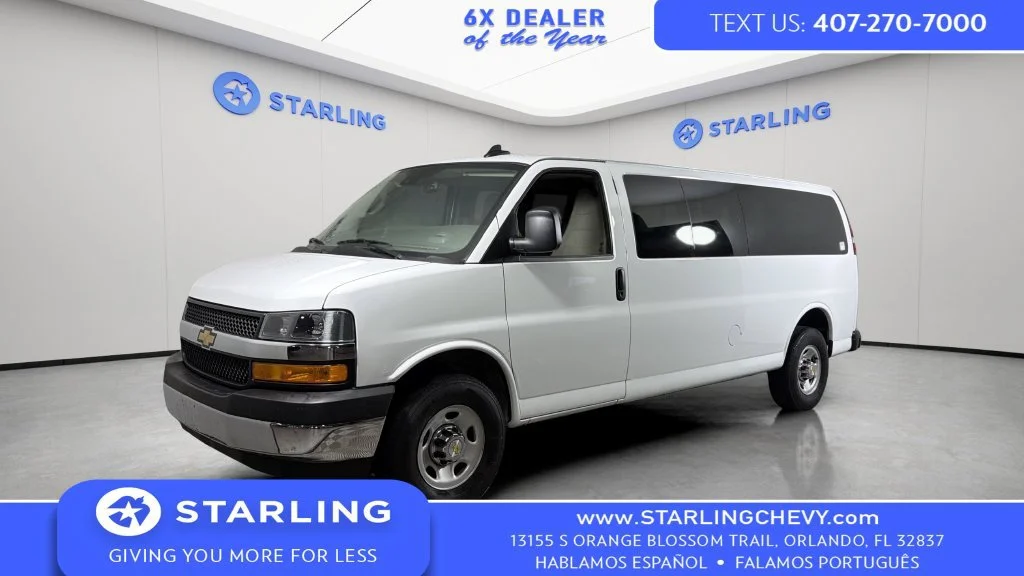Used 2024 Summit White Chevrolet 1LT image 1