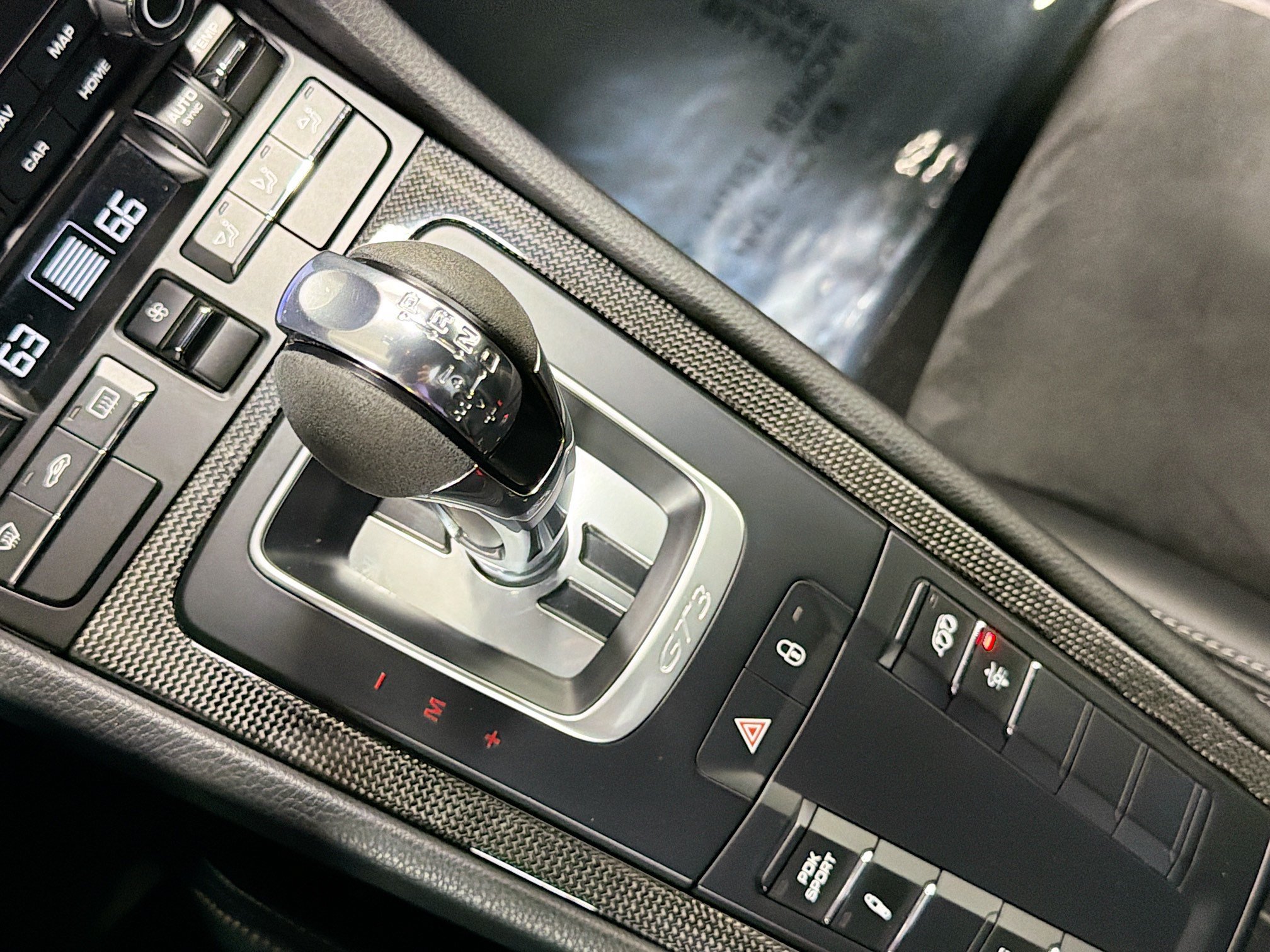 Certified Used 2018 Jet Black Metallic Porsche GT3 image 24