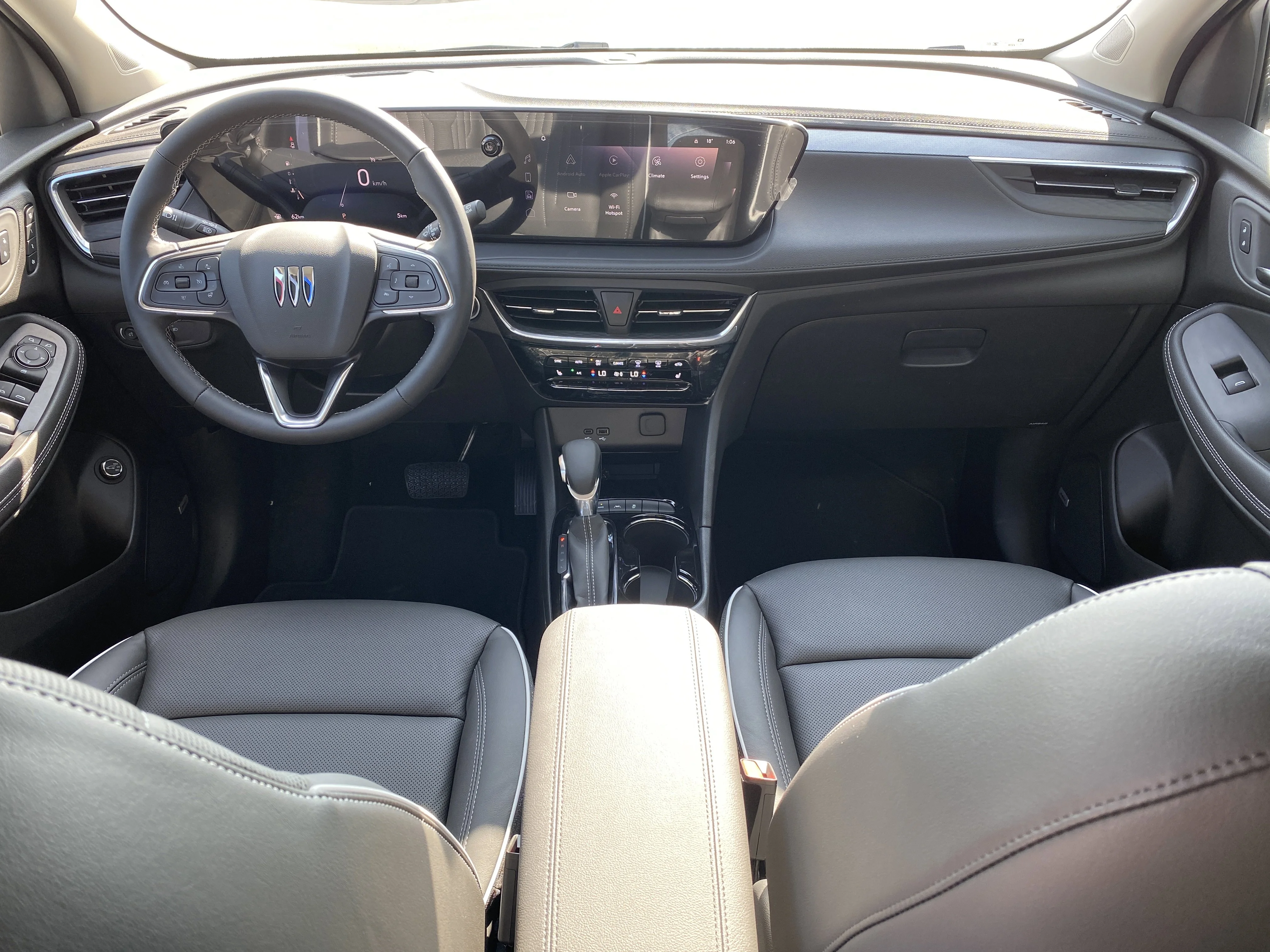 New 2026 WHITE FROST TRICOAT Buick Avenir image 15