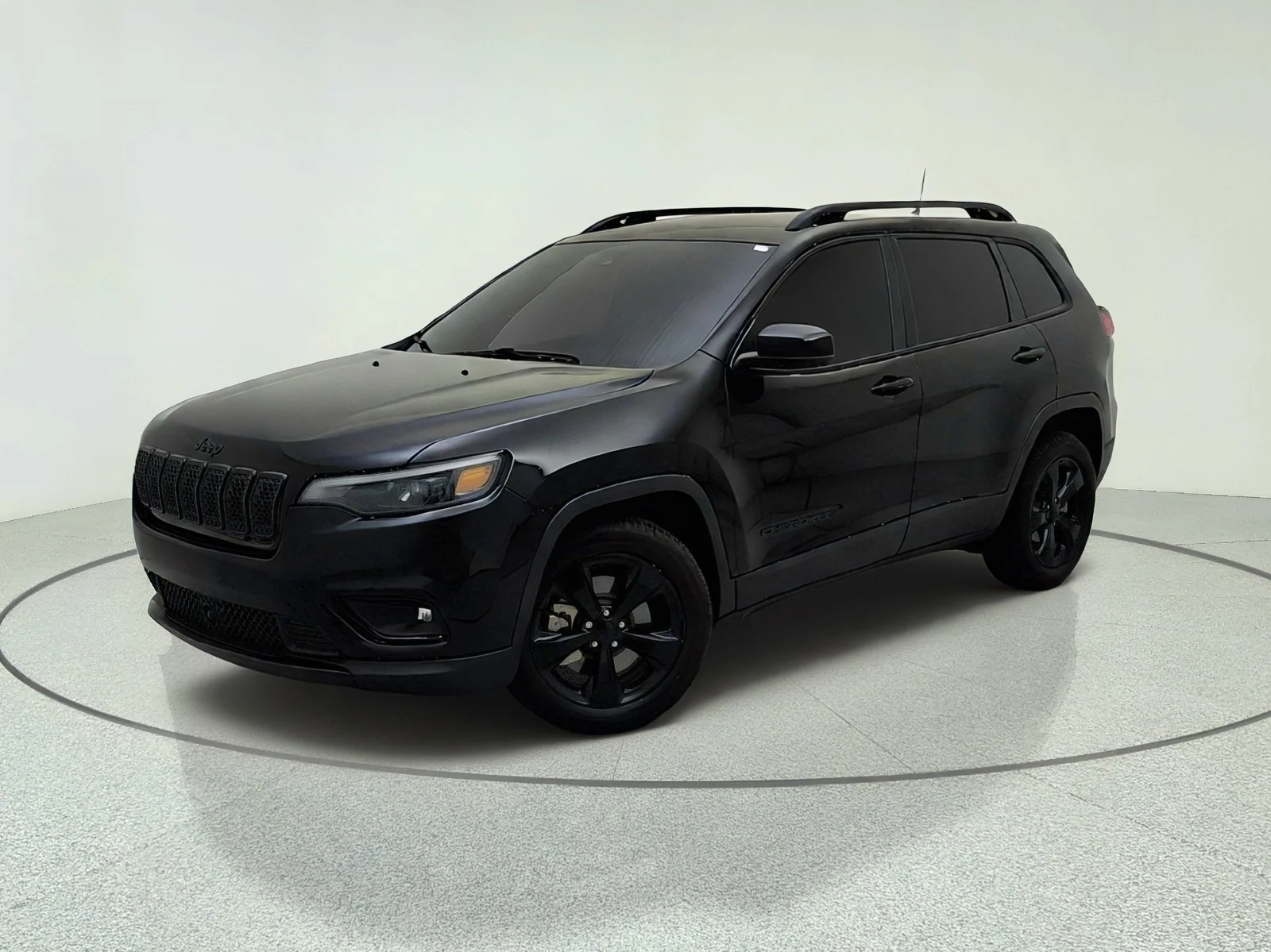 Used 2021 Diamond Black Crystal Pearlcoat Jeep Altitude image 1