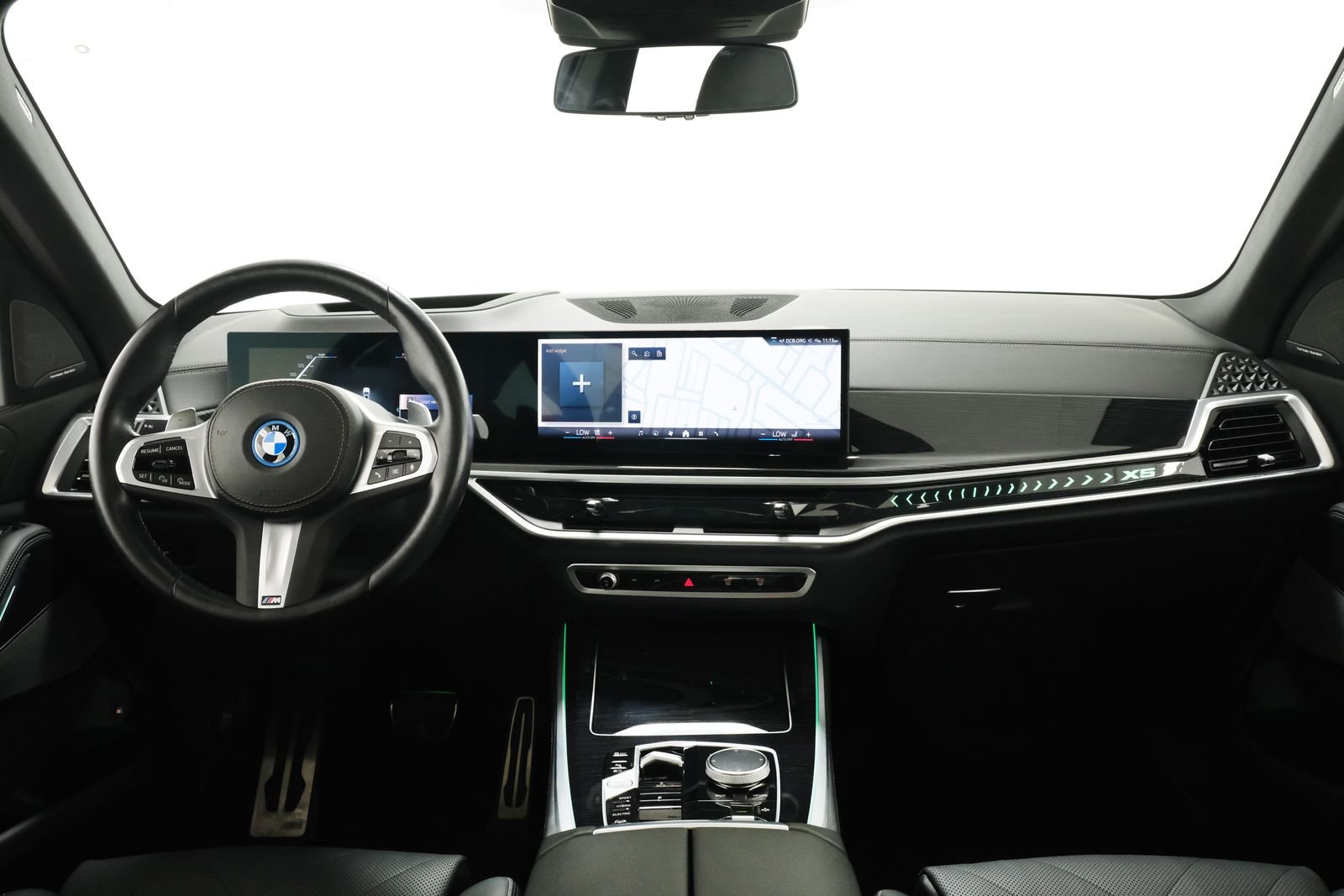 Used 2024 Alpine White BMW xDrive50e image 8
