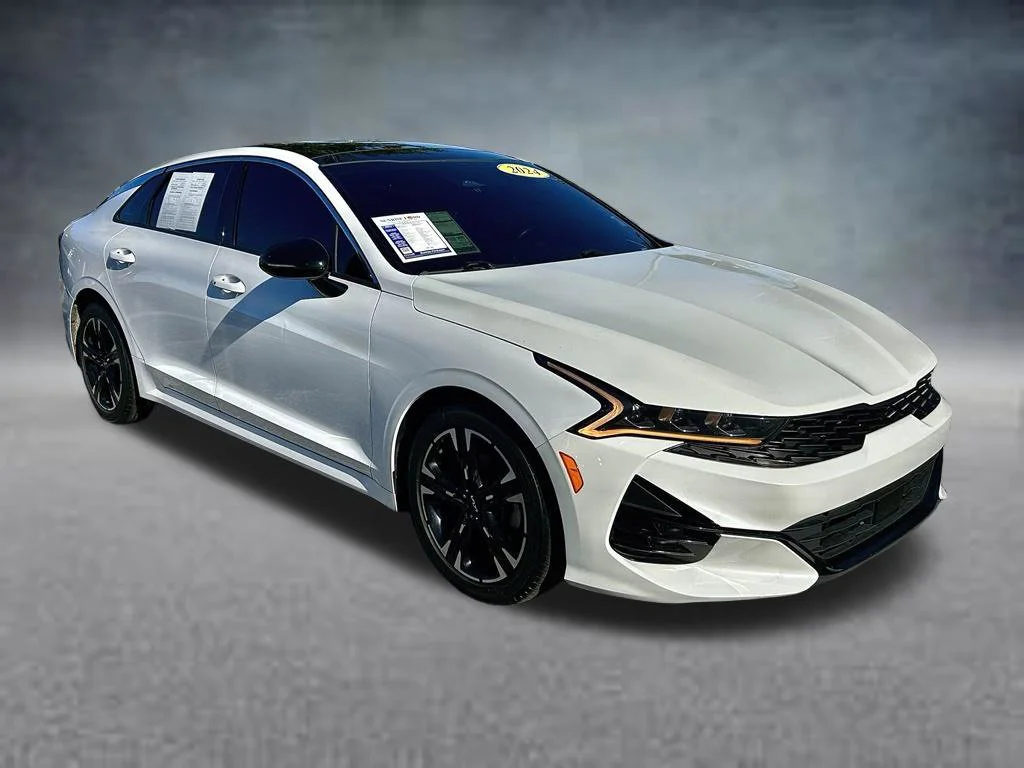 Certified Used 2024 Glacial White Pearl Kia GT-Line image 3