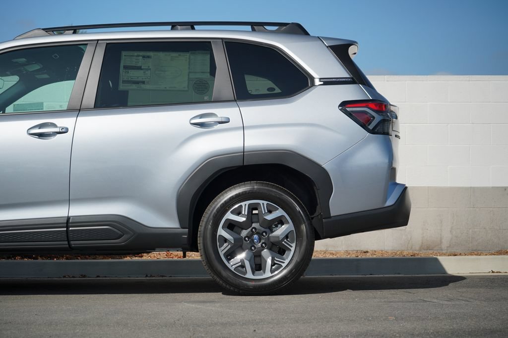 New 2026 ICE SILVER METALLIC Subaru Premium image 4