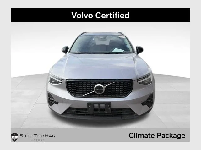 2026 Volvo XC40 B5 Plus