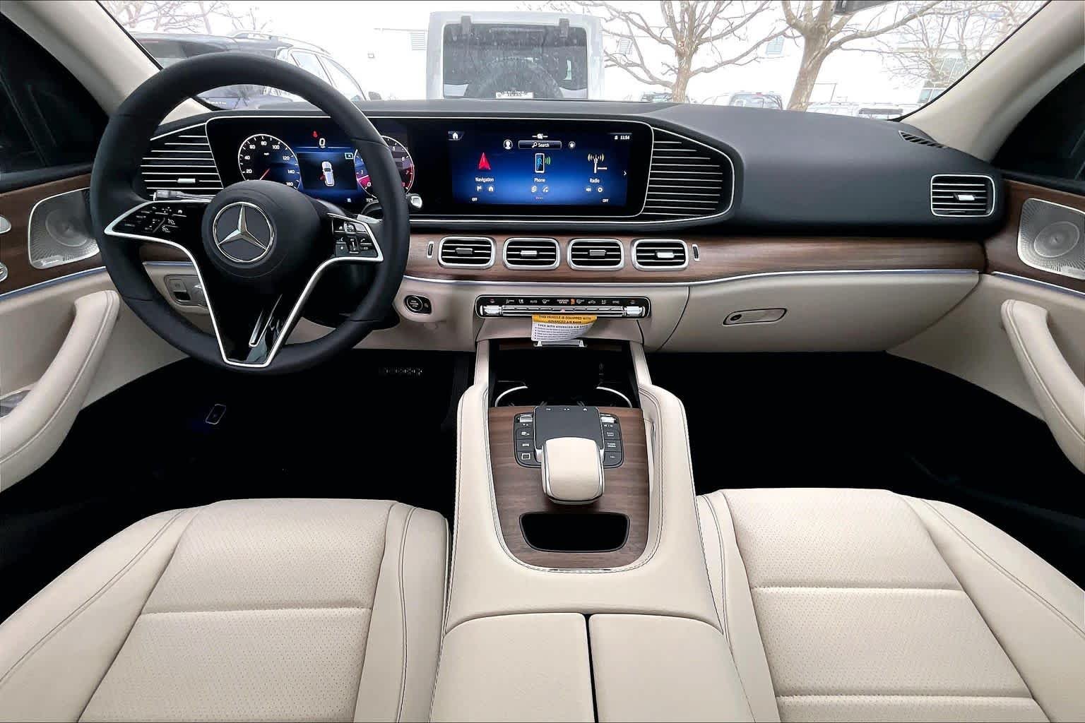 New 2026 Polar White Mercedes-Benz GLE 350 image 8