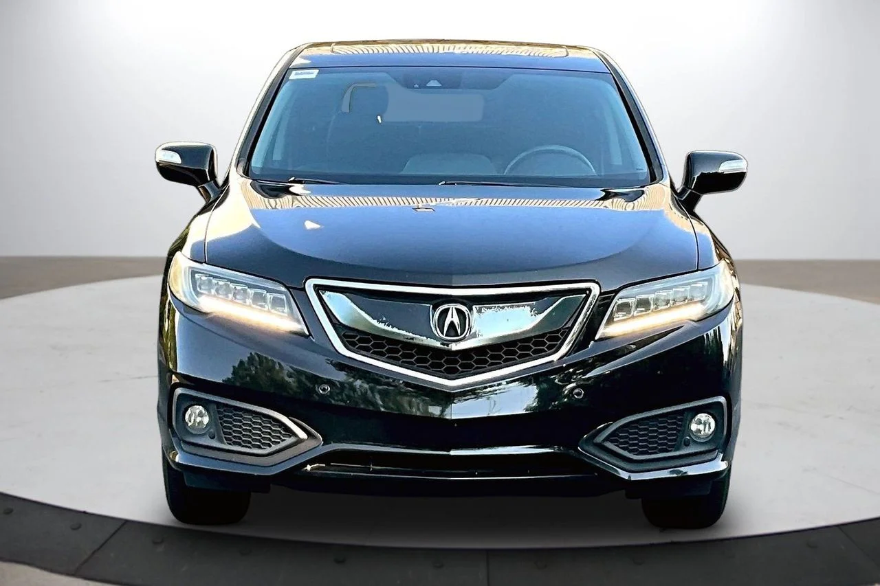 Used 2018  Acura Advance Package image 3